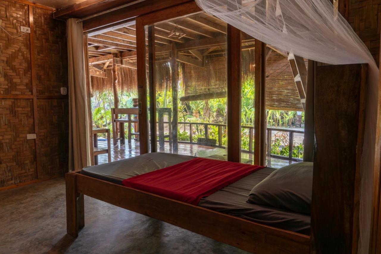 Soffta Surf Ranch Hostel General Luna  Exterior photo